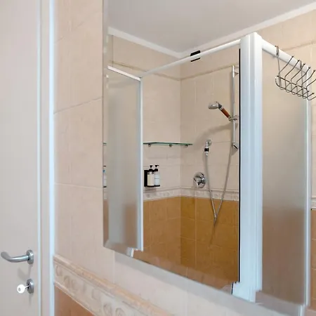 Benaco Apartamento *